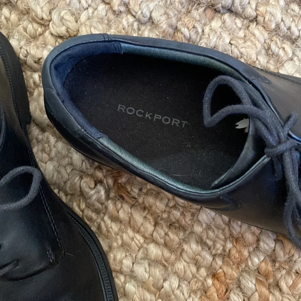 Rockport Derby , Oxford black leather shoes men’s Size 10.5W